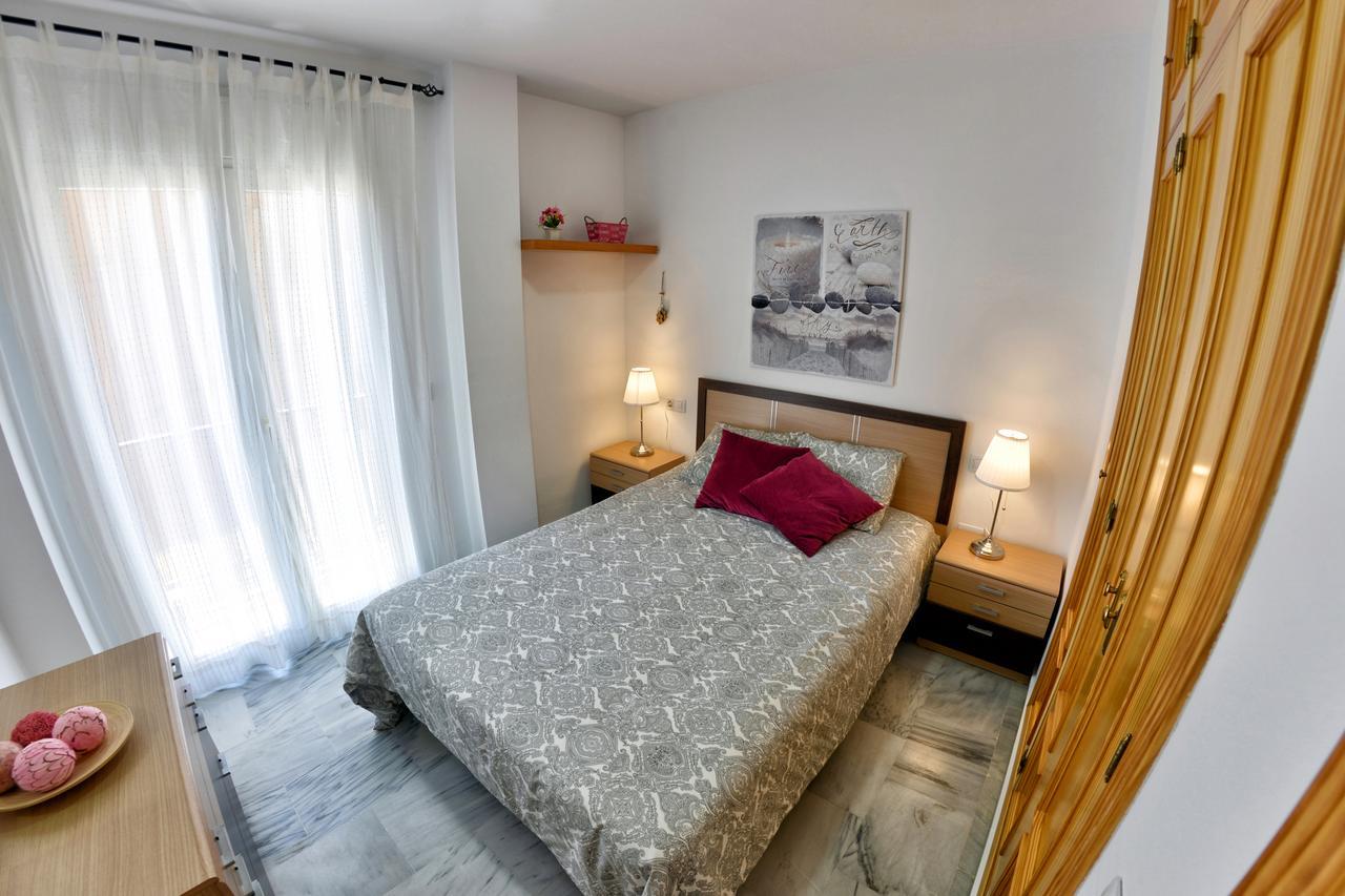 Apartamentos Maribel Málaga Kültér fotó