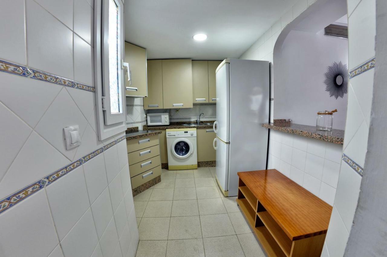 Apartamentos Maribel Málaga Kültér fotó